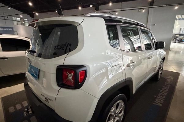 imagem-https://www.socarrao.com.br/sc-vehicle-images-prod/1405075/1788546865748-8082458_3_B_ddce35dfaa.jpeg