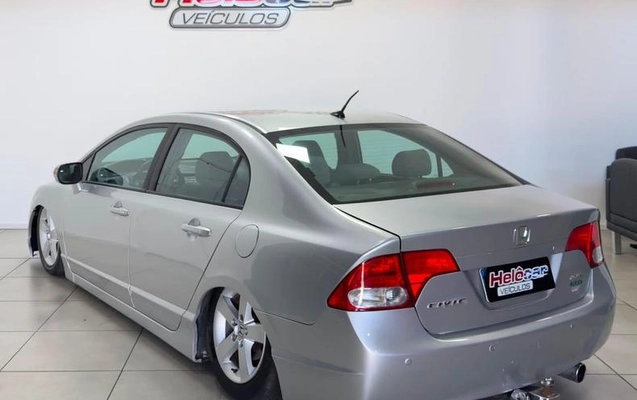 imagem-https://www.socarrao.com.br/sc-vehicle-images-prod/1405409/1789064064170-8081732_7_B_98f39ac305.jpeg
