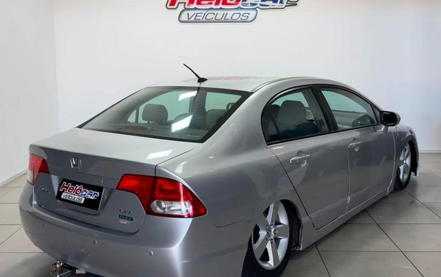 imagem-https://www.socarrao.com.br/sc-vehicle-images-prod/1405409/1789064064174-8081732_3_B_323fa848e3.jpeg