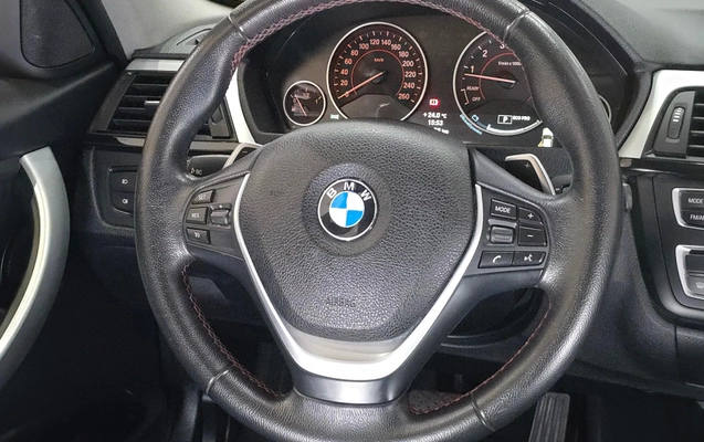 imagem-https://www.socarrao.com.br/sc-vehicle-images-prod/1407394/1786714113274-b1bb3a80a5ee488caf988d2fec2a4846_1777128091631.jpg