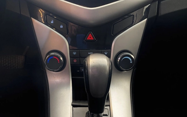 imagem-https://www.socarrao.com.br/sc-vehicle-images-prod/1409607/1785840700514-0xxJGX4fWmiZa4BhuYvTIabBJjmaR5oz.jpg