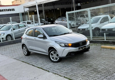 Fiat Argo DRIVE 1.0 6V Flex 2023 Prata — foto 1 de 3