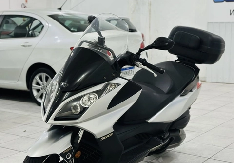 Kymco DOWNTOWN 300i 2022 Prata — foto 1 de 3