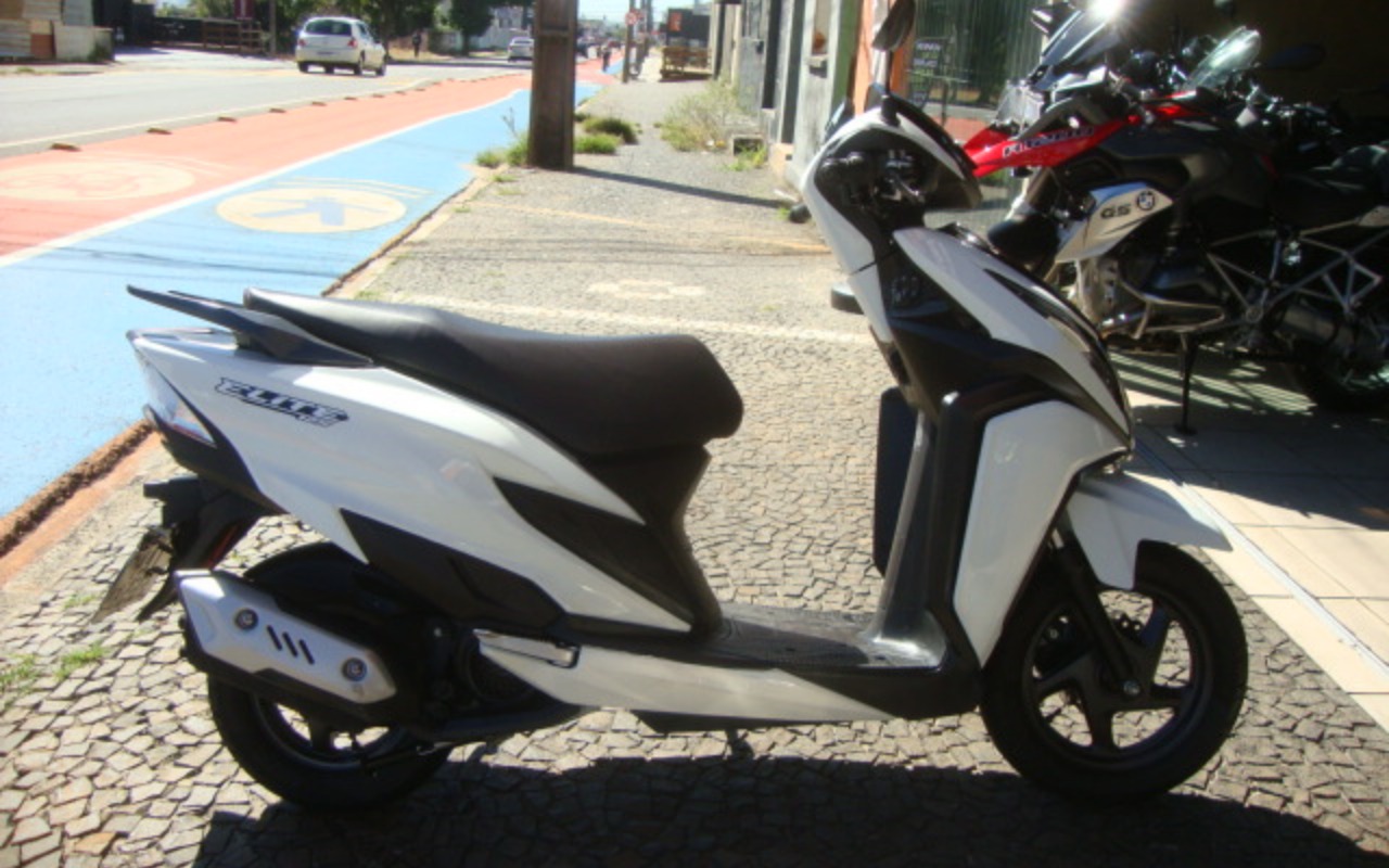 Honda ELITE 125  na cor Branco em Ponta Grossa / PR - 1412699