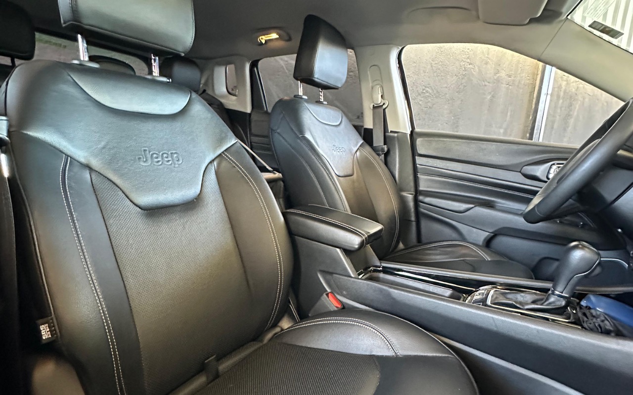 imagem-https://www.socarrao.com.br/sc-vehicle-images-prod/1413397/1780586620204-MzA3MDkzZTMtYmQ5OS00M2QyLThiNTAtMjcyMjk5ZjRkZTM0LmpwZWc.jpeg