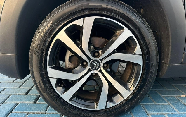 imagem-https://www.socarrao.com.br/sc-vehicle-images-prod/1414471/1778696961333-ee8b986640854f03aac192cb4e4f87ea_1778696743555.jpg