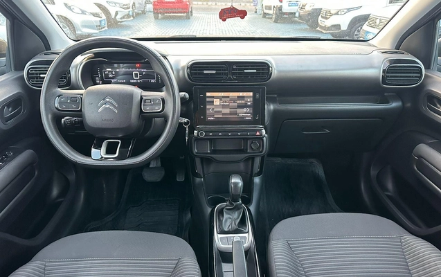 imagem-https://www.socarrao.com.br/sc-vehicle-images-prod/1414471/1778696961334-63b0de3eb179415886278f02aa18abcd_1778696748226.jpg