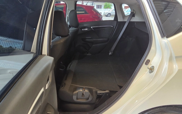 imagem-https://www.socarrao.com.br/sc-vehicle-images-prod/1414997/1778697885078-MjAyNjAzMDVfMTUwMjI3LmpwZy5qcGVn.jpeg