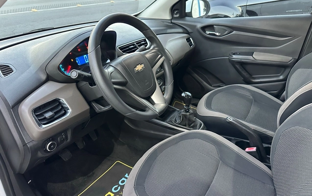 imagem-https://www.socarrao.com.br/sc-vehicle-images-prod/1417303/1781719834966-dcca5ef6-c473-4fd9-a030-b5c30d6e516a.jpeg