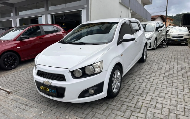 imagem-https://www.socarrao.com.br/sc-vehicle-images-prod/1417691/1792240739354-85d54fff-4a36-40f9-b982-c9d11549226d.jpeg