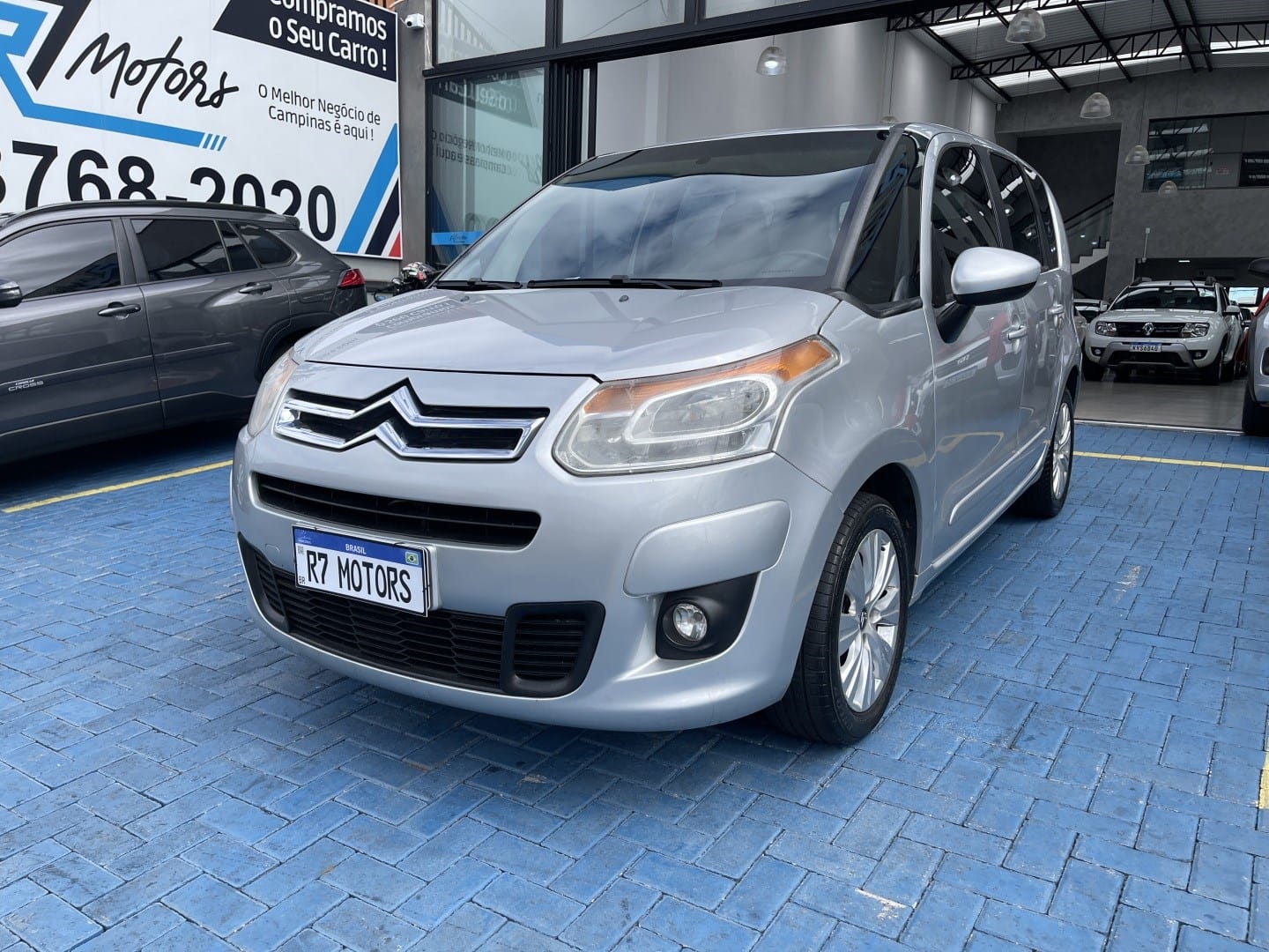 Citroën C3 2014 Cinza — foto 1 de 3