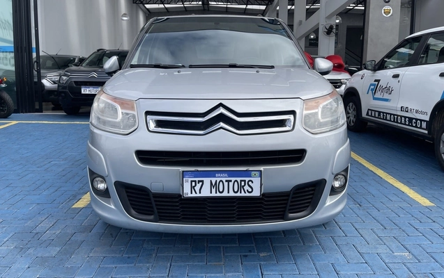 imagem-https://www.socarrao.com.br/sc-vehicle-images-prod/14187/1769988014457-7244824OR_1769185494_70_710.jpg