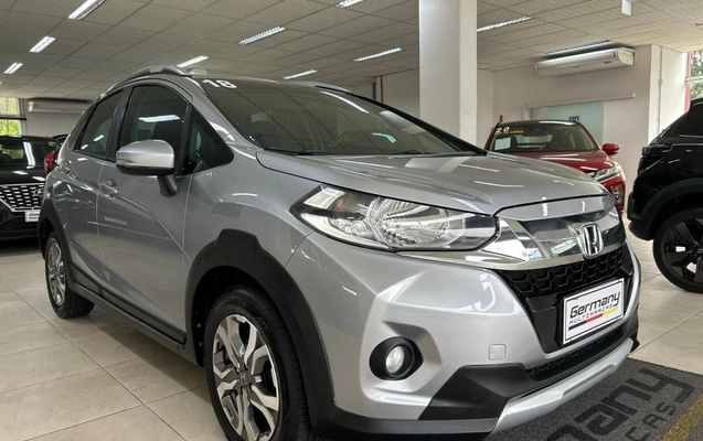 imagem-https://www.socarrao.com.br/sc-vehicle-images-prod/1418917/1782393853214-eb4e60306b7a4f10a1ac234df3316aab_1781022192688.jpg