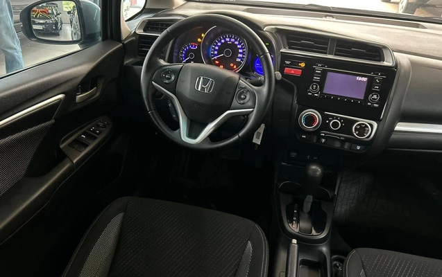 imagem-https://www.socarrao.com.br/sc-vehicle-images-prod/1418917/1782393853221-91c32eefe1da490c83050827b9763e6e_1781022217111.jpg