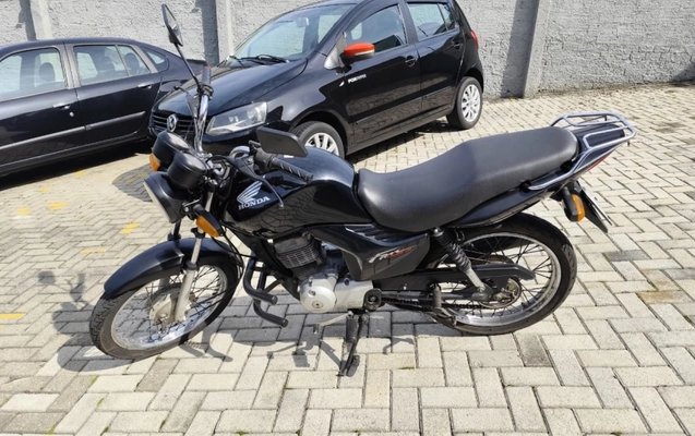 imagem-https://www.socarrao.com.br/sc-vehicle-images-prod/1419243/1778703761467-uJ2BddIbdG8JHWUhrrb6ossSmoUuqGbE.jpg