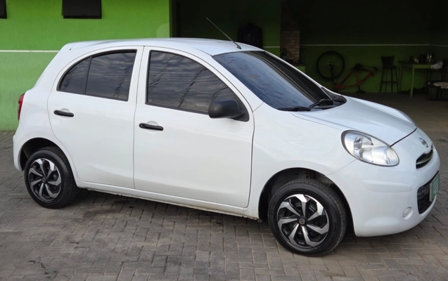 imagem-https://www.socarrao.com.br/sc-vehicle-images-prod/1419670/1788963175790-nBdXLexIWNrX2iABi89tcJGxBc9CluUl.jpg