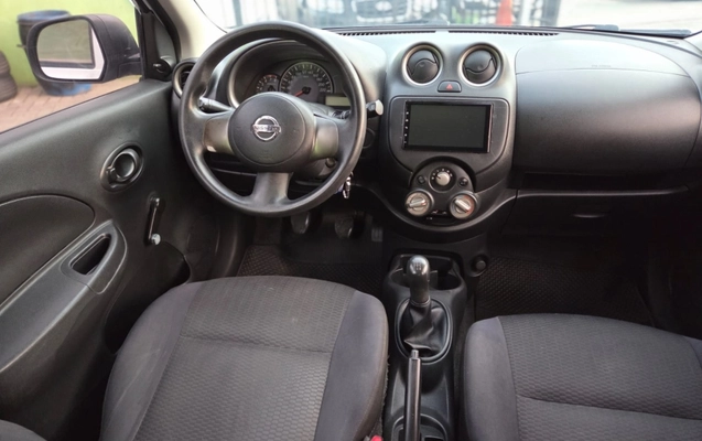 imagem-https://www.socarrao.com.br/sc-vehicle-images-prod/1419670/1788963175802-WyTogZTApGvj3po10AfJTcKGUWsWTk2Y.jpg