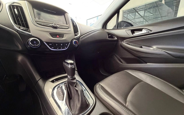 imagem-https://www.socarrao.com.br/sc-vehicle-images-prod/1420190/1781791262800-82027097e8464fdb81421ea1abbafffe_1781790223468.jpg