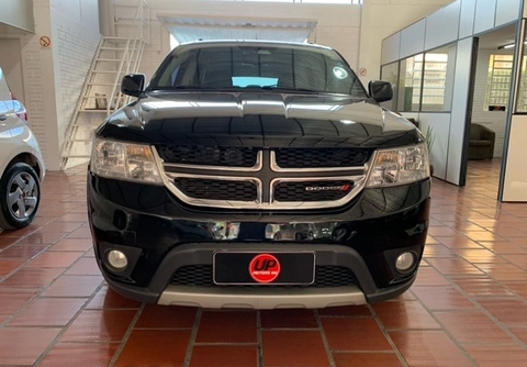 Dodge Journey RT 3.6 V6 Aut. 2014 Preto — foto 1 de 3