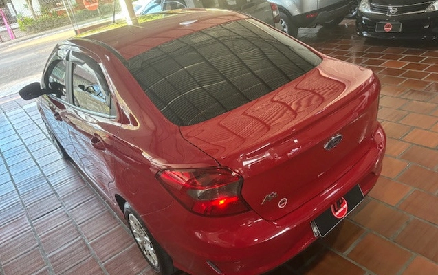 imagem-https://www.socarrao.com.br/sc-vehicle-images-prod/14213/1788828019320-BgiSz05Wp8YyGh7Xu8XebWGpsdxF2Azf.jpg