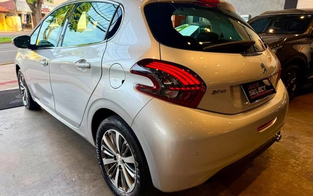 imagem-https://www.socarrao.com.br/sc-vehicle-images-prod/1421931/1789395996205-8085692_10_B_40c228012c.jpeg