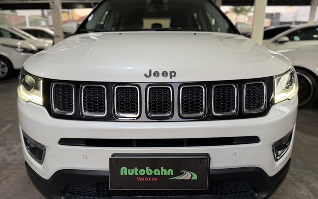 imagem-https://www.socarrao.com.br/sc-vehicle-images-prod/1422205/1783020436953-d40c4064-a4cc-46ac-a6b4-57661bd3ca24.jpg