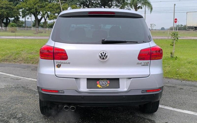 imagem-https://www.socarrao.com.br/sc-vehicle-images-prod/1422282/1788965159829-8085627_4_B_65965a9ad3.jpeg