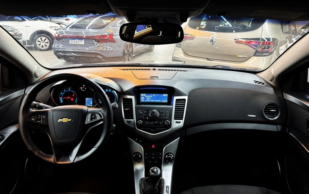 imagem-https://www.socarrao.com.br/sc-vehicle-images-prod/1422283/1778708211830-003_491f77b7bb593db0198b30b43184b592.jpg