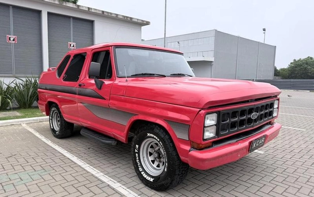 imagem-https://www.socarrao.com.br/sc-vehicle-images-prod/14274/1785140095425-7703954_8_B_f4e94ee751.jpeg