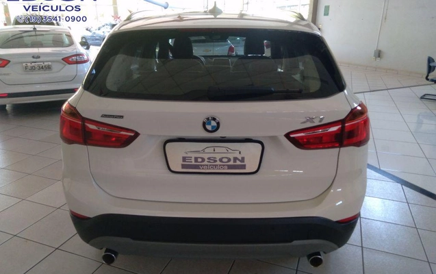 imagem-https://www.socarrao.com.br/sc-vehicle-images-prod/14300/1778183480947-1205839.jpg