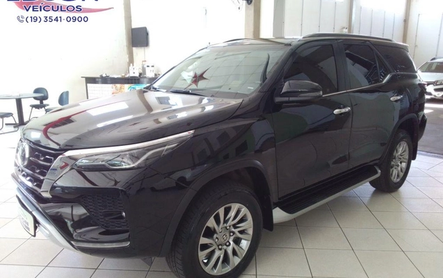 imagem-https://www.socarrao.com.br/sc-vehicle-images-prod/14309/1783100758206-1209972.jpg