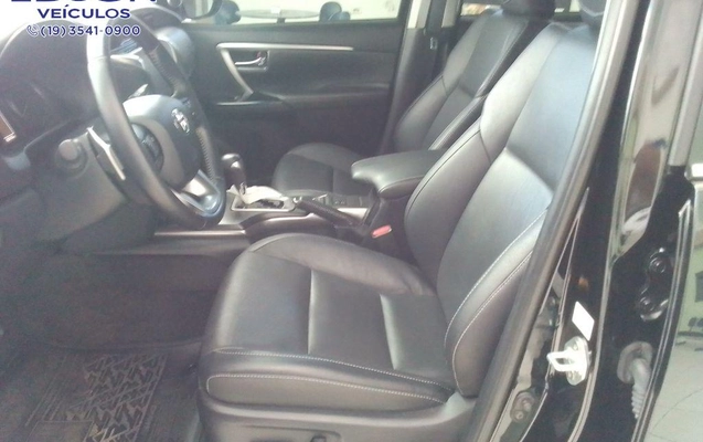 imagem-https://www.socarrao.com.br/sc-vehicle-images-prod/14309/1783100758210-1209976.jpg