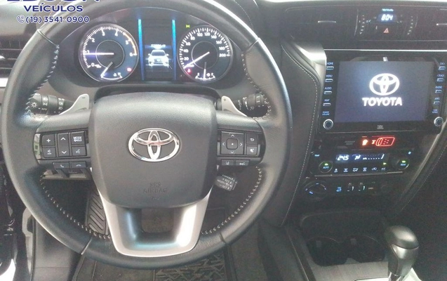 imagem-https://www.socarrao.com.br/sc-vehicle-images-prod/14309/1783100758211-1209978.jpg