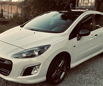 Peugeot 308 2015 Branco — foto 1 de 3