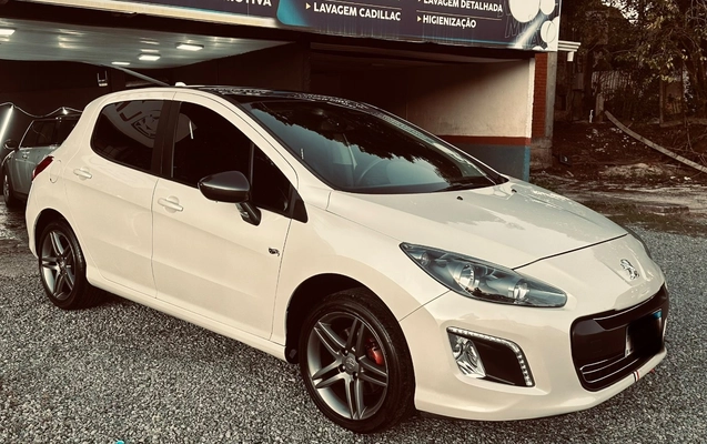 imagem-https://www.socarrao.com.br/sc-vehicle-images-prod/1433284/1779392274308-SU1HXzI0NzIuanBlZw.jpeg