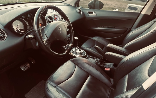 imagem-https://www.socarrao.com.br/sc-vehicle-images-prod/1433284/1779392275656-SU1HXzI0ODEuanBlZw.jpeg