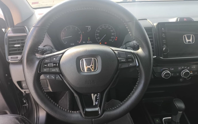 imagem-https://www.socarrao.com.br/sc-vehicle-images-prod/1439626/1778756370730-NDQyYmYyOTYtZjU1ZS00MzQyLTg4YjktYTZhNzE5OTY2YjM4LmpwZWc.jpeg