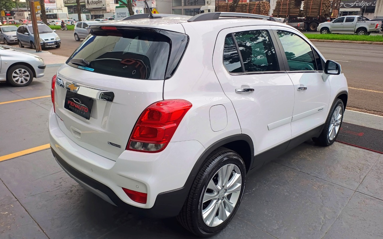 imagem-https://www.socarrao.com.br/sc-vehicle-images-prod/1439703/1778759841897-Q0hFVlJPTEVUIFRSQUNLRVIgMS40IFRVUkJPIEZMRVggUFJFTUlFUiAyMDE4IEJSQU5DQSA0LmpwZw.jpg