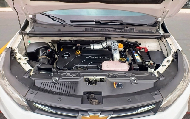 imagem-https://www.socarrao.com.br/sc-vehicle-images-prod/1439703/1778759843360-Q0hFVlJPTEVUIFRSQUNLRVIgMS40IFRVUkJPIEZMRVggUFJFTUlFUiAyMDE4IEJSQU5DQSAyMS5qcGc.jpg