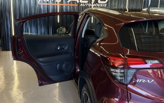 imagem-https://www.socarrao.com.br/sc-vehicle-images-prod/1439719/1789040858910-gb-31b5be6.jpg