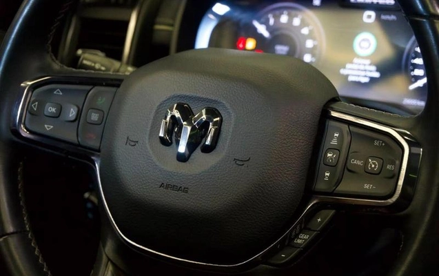 imagem-https://www.socarrao.com.br/sc-vehicle-images-prod/1441023/1790024408911-8086251_3_B_9557e67115.jpeg