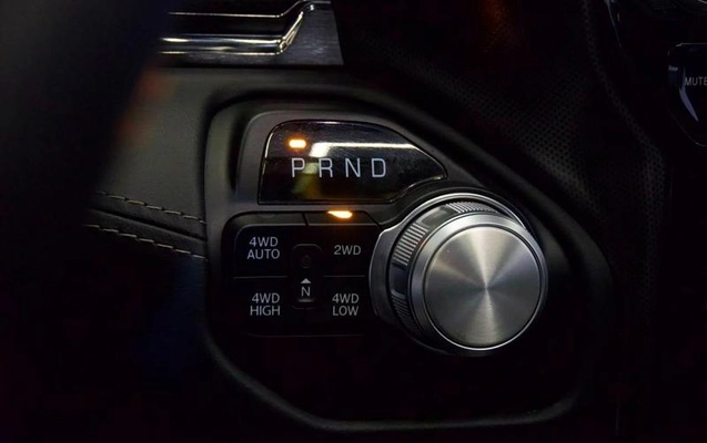 imagem-https://www.socarrao.com.br/sc-vehicle-images-prod/1441023/1790024408917-8086251_17_B_956f777488.jpeg