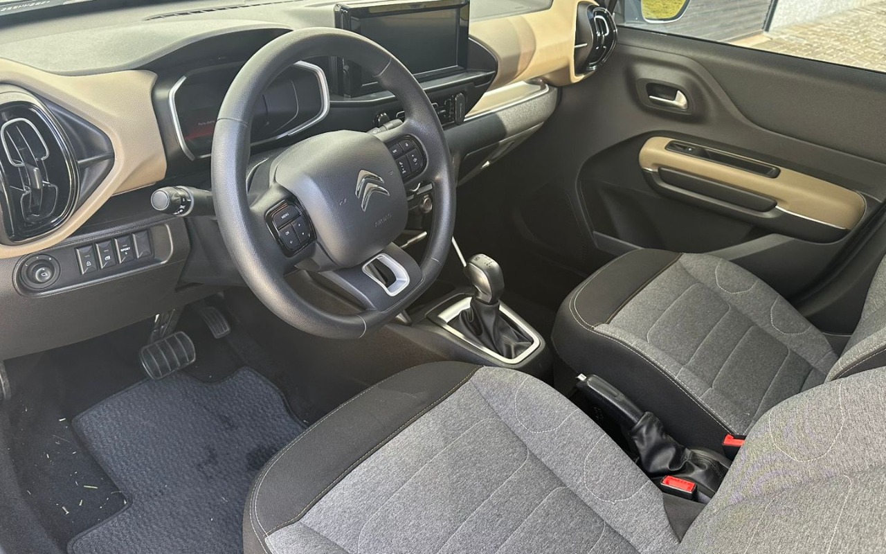 imagem-https://www.socarrao.com.br/sc-vehicle-images-prod/1441540/1778763108069-N2Q2YWI2YWQtMjA3MS00OTU0LTg1NDctZDFmMDBjMzRiMWRkLmpwZw.jpg