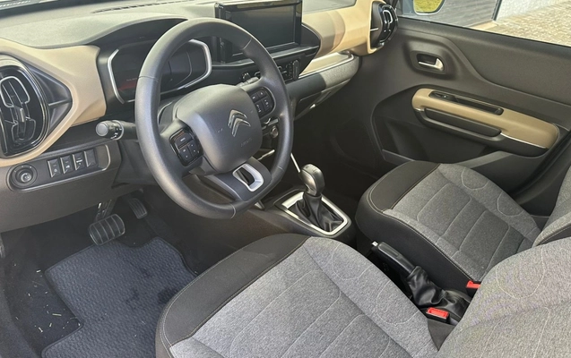 imagem-https://www.socarrao.com.br/sc-vehicle-images-prod/1441540/1778763108069-N2Q2YWI2YWQtMjA3MS00OTU0LTg1NDctZDFmMDBjMzRiMWRkLmpwZw.jpg