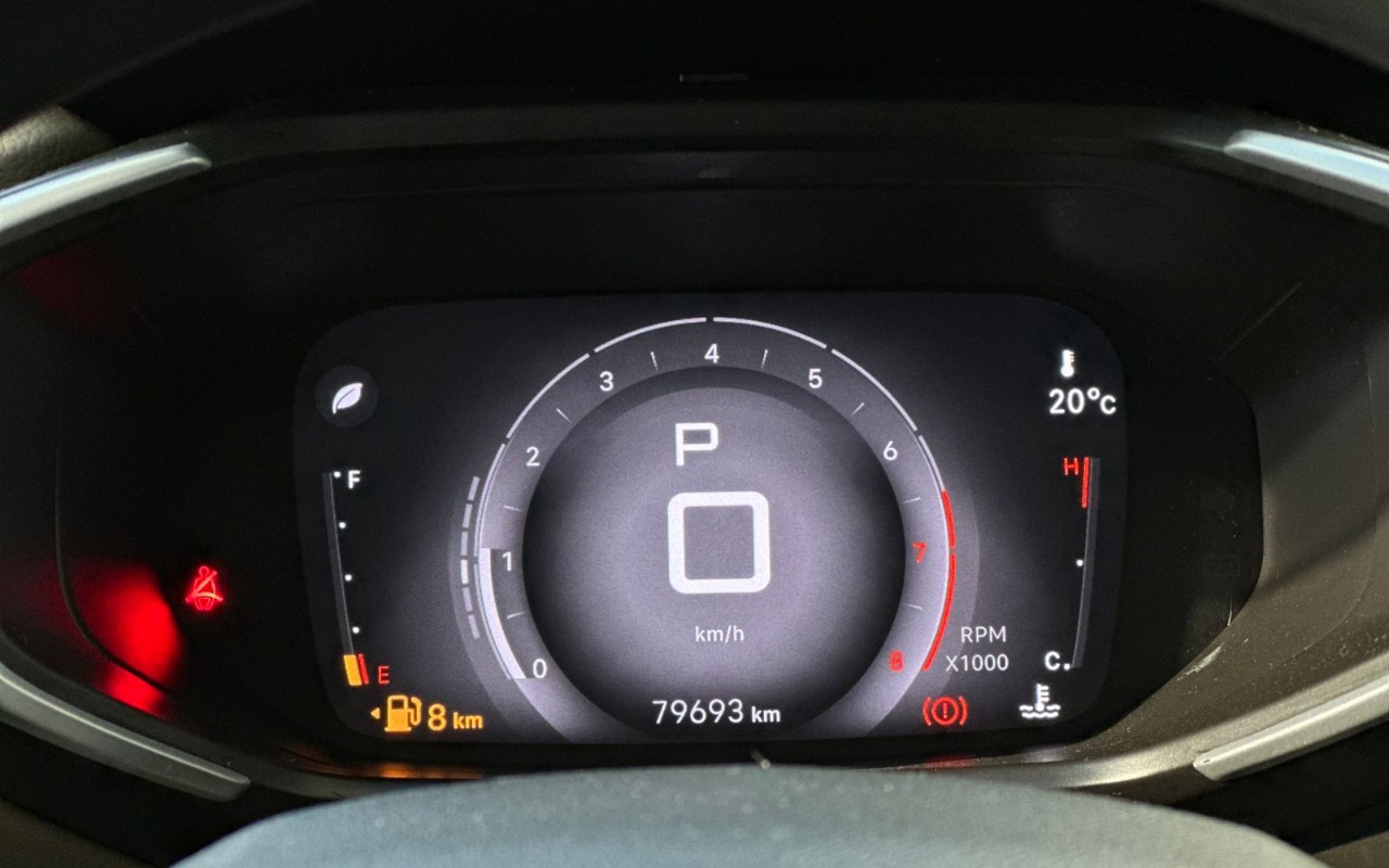 imagem-https://www.socarrao.com.br/sc-vehicle-images-prod/1441540/1778763108311-Y2YwNDgzOGItNDM1NS00NjljLWJlZTgtMzFkM2Q4YmJhY2M3LmpwZw.jpg