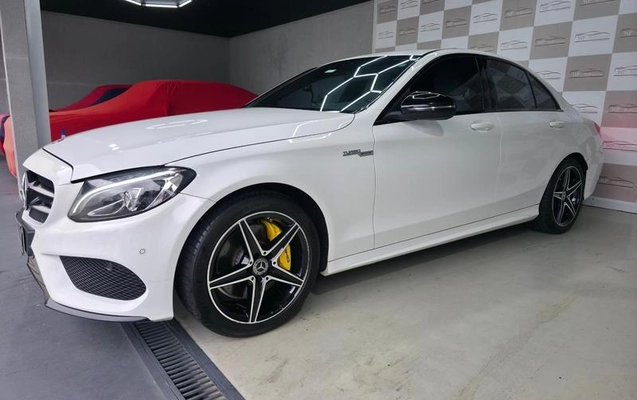 imagem-https://www.socarrao.com.br/sc-vehicle-images-prod/1441776/1789398042157-8037486_3_B_297a853389.jpeg