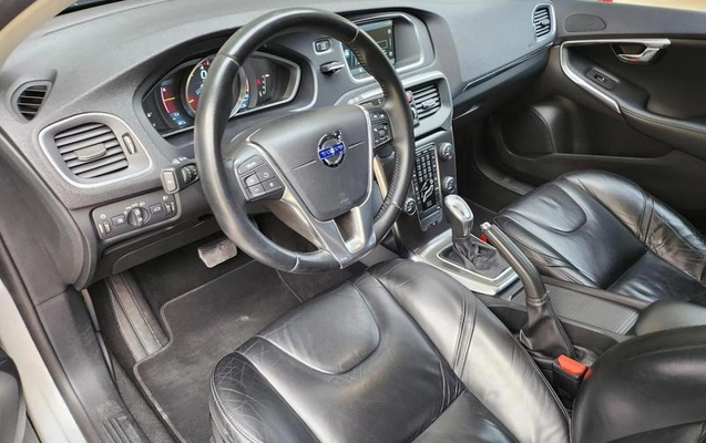 imagem-https://www.socarrao.com.br/sc-vehicle-images-prod/1441892/1789397609914-5953065_8_B_4d86e4b84a.jpeg