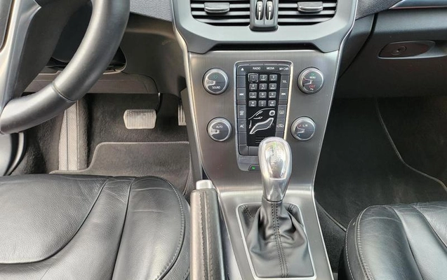 imagem-https://www.socarrao.com.br/sc-vehicle-images-prod/1441892/1789397609927-5953065_4_B_27a4269d98.jpeg