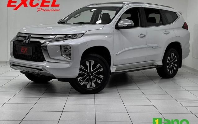 imagem-https://www.socarrao.com.br/sc-vehicle-images-prod/1441918/1789136728561-8086390_1_B_267dc14cc2.jpeg
