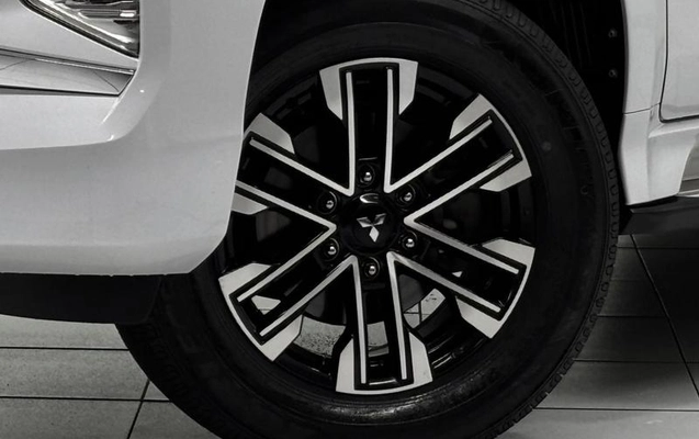 imagem-https://www.socarrao.com.br/sc-vehicle-images-prod/1441918/1789136728609-8086390_10_B_9c661062aa.jpeg